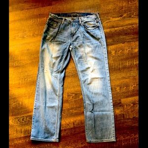 Men’s American Eagle Original Straight Jeans size 33x32